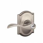 043156451975 Schlage Lock Camelot Collection Georgian Keyed Entry Knob Satin Nickel