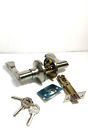0713893603349 Henyin Wave Lever Keyed Entry Door Knob Hardware