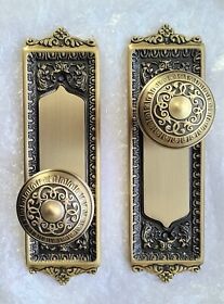 708905 Nostalgic Warehouse Egg And Dart Plate With Knob Antique Brass 708905 Nostalgic Warehouse Egg And Dart Plate With Knob Antique Brass
