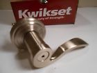 97300-654 Kwikset Signature Series Brooklane Tustin Privacy Lever Satin Nickel