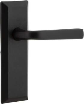 658005 Ageless Iron Keep Plate Privacy With Lance Lever In Black - Right Handed