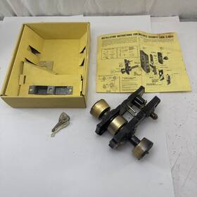 C-9044-ae Amerock Entry Doorknob Deadbolt Vintage Carriage House With Keys Incomplete Vtg Gold Door