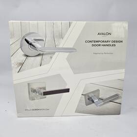 0580 Avalon - Modern Door Handle Set Privacy / Passage In Satin Nickel Finish