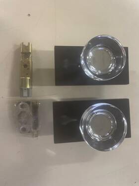 Baldwin 823079650842 Pv.ccy.cfr Contemporary Crystal Privacy Door Knob Set - Black