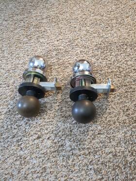 8510-040-05105 Baldwin Door Knobs With 8510r 040 05105 5495 Privacy Knob Latch Bolt 2-3/8 Inch Bs Lot Of 2