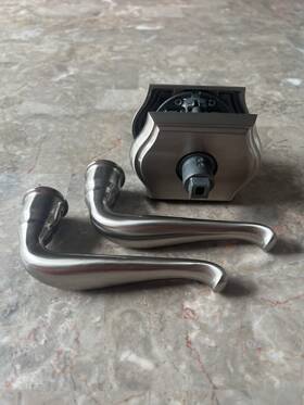Ps.dec.r.tar.150 Baldwin Dec.r.tar.150 Satin Nickel Hall/closet Lever With Arch Rose