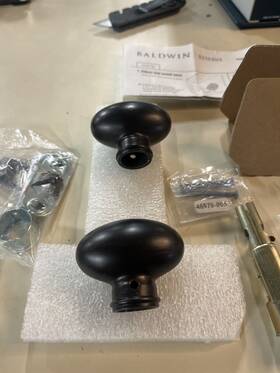 Pselltrr112 Baldwin Ellipse Passage Door Knob With Round Rose - Venetian Bronze