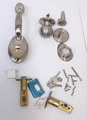 Constructor 840175101047 Comfort Entry Lock Set With Door Lever Handle Satin Nickel