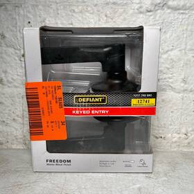 1007789980 Defiant Freedom Door Lever With Round Rose Keyed Entry Matte Black