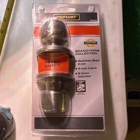 Defiant 154-860 Brandywine Keyed Entry Stainless Steel Door Knob 4-way Latch 2 Keys