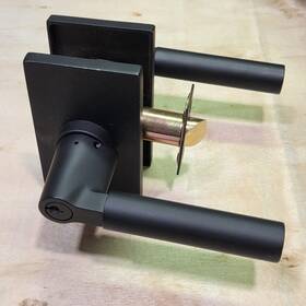 5123heclhus19 Emtek Hercules Lever Left Hand Us19 Flat Black Modern Rectangular Rosette Keyed