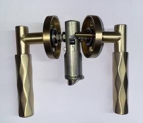 5209us4.taus4.trus4.rh Emtek Privacy Disk Rosette Us4 T-bar Stem Tribeca Handle Rh
