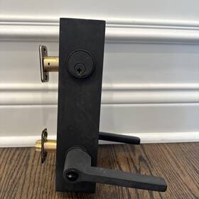 5312 Emtek Modern Rect 2 Point Single Cylinder Keyed Entry Lever Set In Black