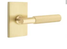 5316us4.taus4.knus4 Emtek Privacy Straight Knurled Lever Stem Rectangular Rose In Satin Brass