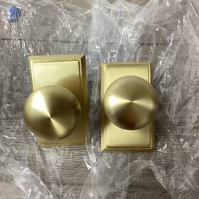 8221pus4 Emtek Brass Providence Privacy Door Knob Set With Rectangular Rose Satin