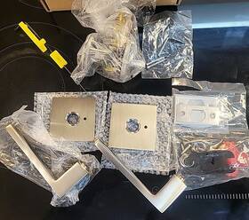 C5110stuus15 Emtek C5210dtus15 Concealed Privacy Square Rosette Dumont Lever Us15