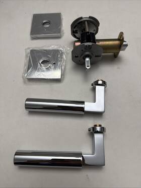 C5210hecus26 Emtek Hercules Privacy Square Rosette Door Lever -chrome