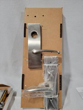 F20354575posrhus15 Emtek Keyed Entry Mortise Handleset Satin Nickel Mormont With Posedion Right
