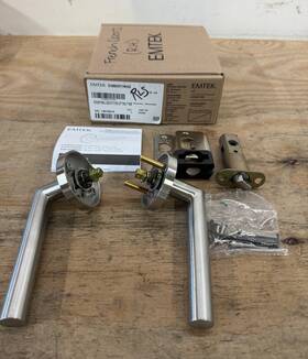S10002sttssrh Emtek Stuttgart Right Handed Passage Door Lever Set Read