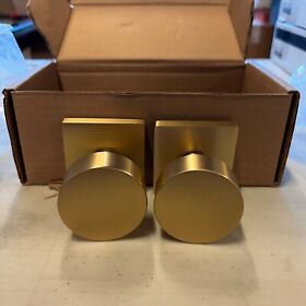 5210rouus4 Emtek Square Rosette Privacy Set With Matching Finish Round Knob Brass