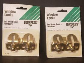 Wl-410 Fortress 2 2-packs Window Locks Brass Ventilating For Wood Sash Windows