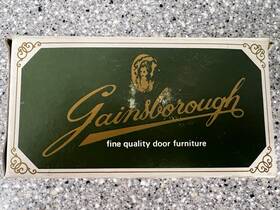 300awab67us Gainsborough Rare Genuine Porcelain And Antique Brass Door Knobs Hall Closet 85111