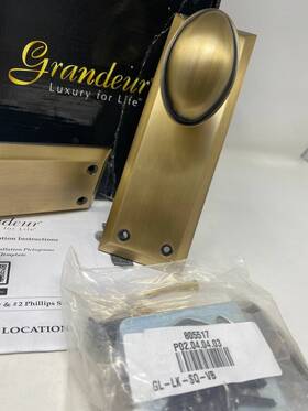 823009 Grandeur Fifth Avenue Knob And Deadbolt Combo Keyed Open Box
