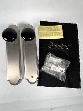853093 Grandeur Doorknob Hardware Arc Tall Plate With Coventry Knob Privacy