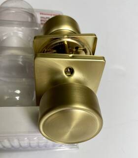 8103624 Honeywell 814113018254 Door Knob In Brushed Satin Gold By Passage Non-locking Type -