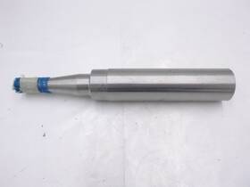 W29252 John Deere Genuine Oem Step Type Straight Spindle