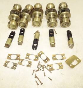 Kwikset 042049387629 Titan Hall&closet Bedroom Bath Lock Brass Finish Roman Style 720 Lot Usa