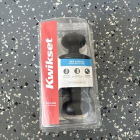 300cv11pcpv1 Kwikset Cove Venetian Bronze Privacy Door Knob With Lock For Bedroom Or Bathroom