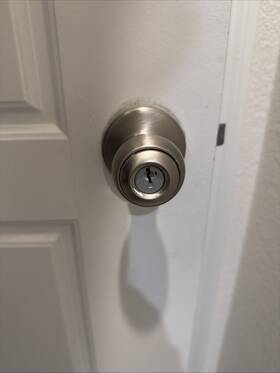 400cv-15v1 Kwikset 400 Cove Single Cylinder Keyed Entry Knob In Satin Nickel With 2 Keys