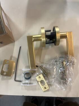 720hflrdt-4 Kwikset Halifax Passage Door Lever Set With Round Rose - Satin Brass