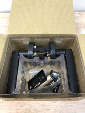 720hflrdt-514 Kwikset Halifax Passage Lever Set With Round Rose - Matte Black