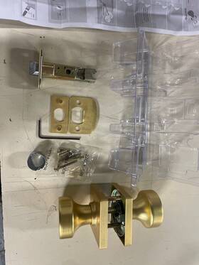 720psksqt-4 Kwikset Pismo Passage Door Knob Set With Square Rose - Satin Brass