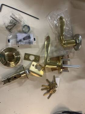 740tnl-3s Kwikset 740tnl-s Tustin Entry Door Leverset With Smart Key - Polished Brass