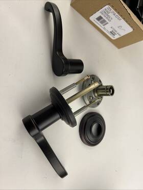 Kwikset 883351000789 Signature Series Commonwealth Venetian Bronze Interior/exterior Bed/bath