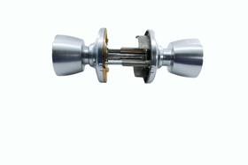 Kwikset 883351556538 Abbey Polished Satin Chrome Keyed Entry Door Knob
