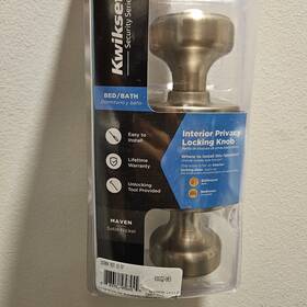 Kwikset 883351958462 New In Box Security Series Maven Satin Nickel Keyed Entry Door Knob Lock
