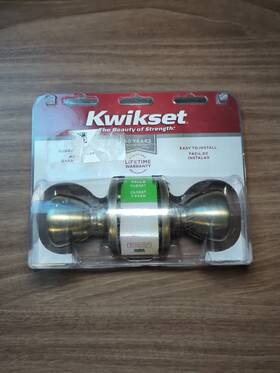 92001-084 Kwikset 200t Hall And Closet Door Knob Brass Finish New In Package