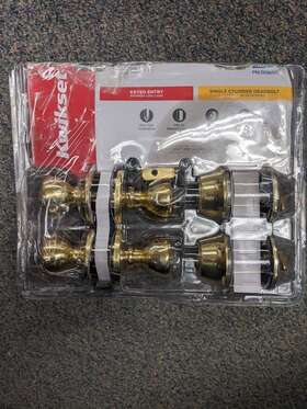 92420-031 Kwikset Bright Brass Tylo Knob Entry Lockset And Deadbolt 2-pack