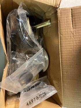 966kal-514.univ Kwikset 966kal-514 Katella Lever Interior Pack Round Rose - Matte Black