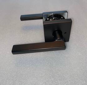 97300-906 Kwikset Halifax Rectangle Rose Matte Black Bed Bath Door Lever New