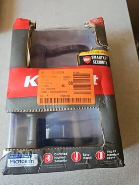 97402-740 Kwikset Lido Entry Door Handle With Lock And Key