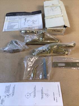 L2025607 Larson Storm Door Mortise Lever Lock Handle Set Brass New