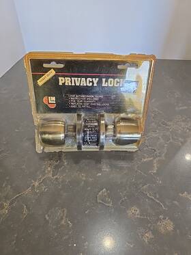 1751630 Lewis Hyman Heavy Duty Privacy Lock Antique Brass Nos - Dmg Pkg