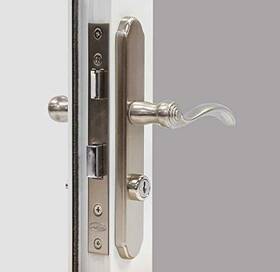 Ch3041706 Manufacturing Certified Storm Door Revere Mortise Brushed Nickel Handle Set