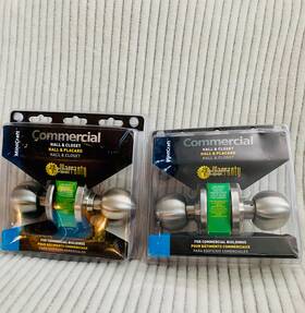 Mintcraft 050134065000 Lot Of 2 - Hall And Closet Door Knob For Commercial Buidings Grade