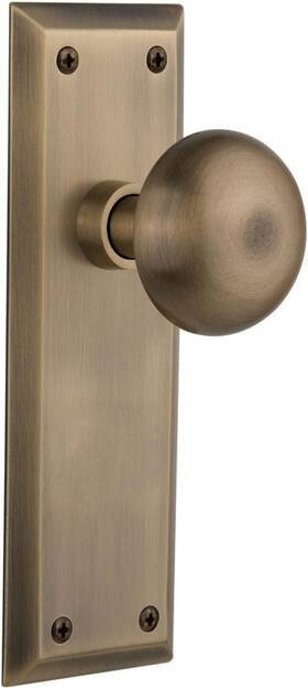 717363 Nostalgic Warehouse Solid Antique Brass New York Privacy Door Knob Set